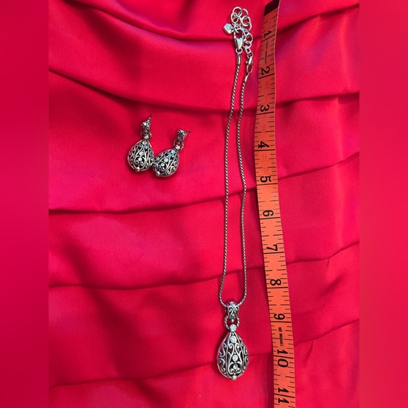 Vintage Brighton set of matching necklace and earrings - Picture 4 of 14